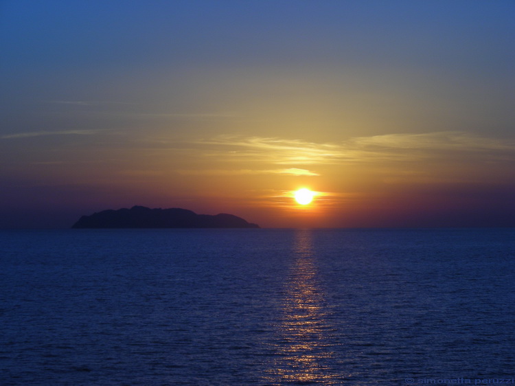 Tramonto alla Gorgona